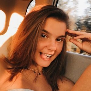 Meet your Posher, Jenn